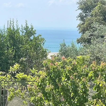 Cozy In Monte Santangelo With Kitchen * Monte SantʼAngelo
