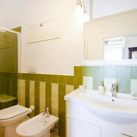 Cozy In Monte Santangelo With Kitchen Monte SantʼAngelo