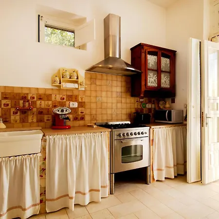 Cozy In Monte Santangelo With Kitchen Nyaraló *